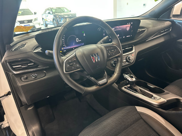 Used 2024 Buick Envista Preferred w/ Convenience I Package FWD image 12