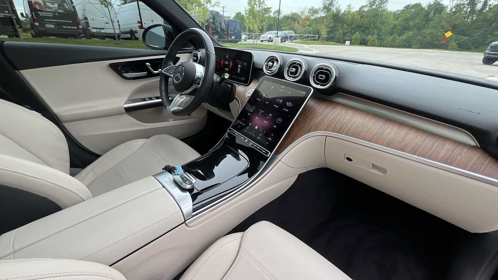 Certified 2023 Mercedes-Benz C 300 4MATIC Sedan image 10