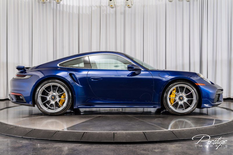 Used 2022 Porsche 911 Turbo image 18