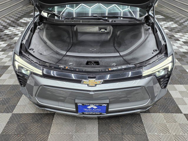 Used 2024 Chevrolet Blazer EV LT AWD/4WD image 37