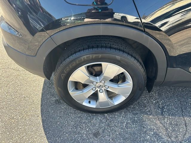 Used 2019 Volvo XC40 T5 Momentum AWD/4WD image 4