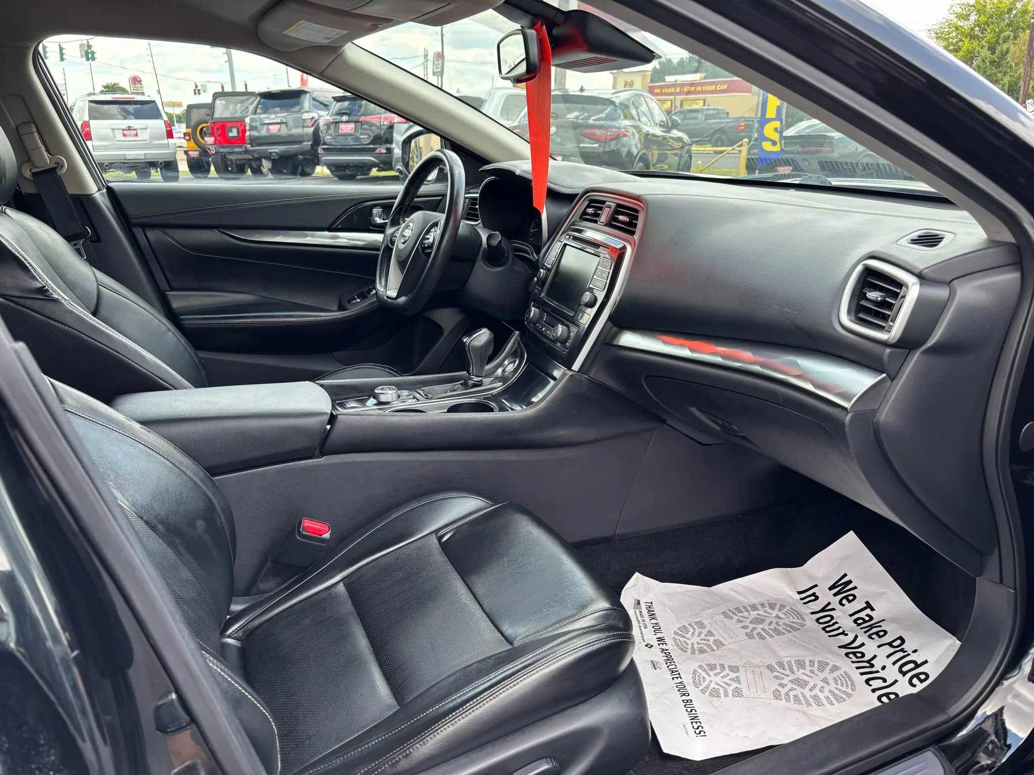 Used 2020 Nissan Maxima 3.5 SV w/ Floor Mat Group FWD image 10