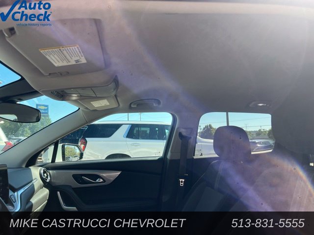 Used 2025 Chevrolet Blazer LT AWD/4WD image 9