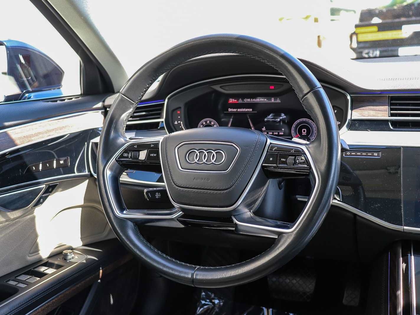Used 2022 Audi A8 L 3.0T AWD/4WD image 17