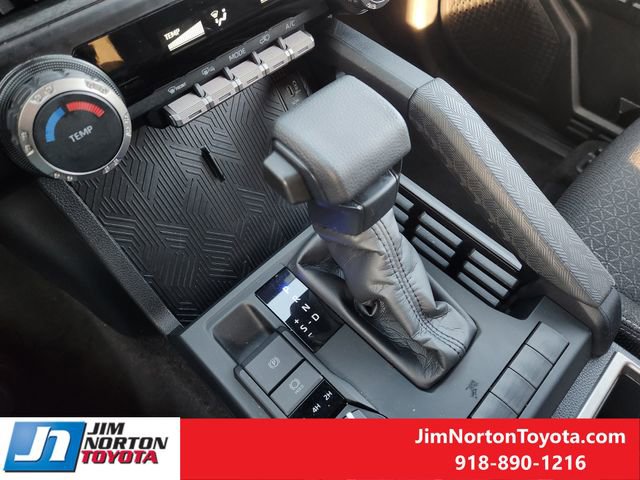 Used 2025 Toyota 4Runner SR5 image 21