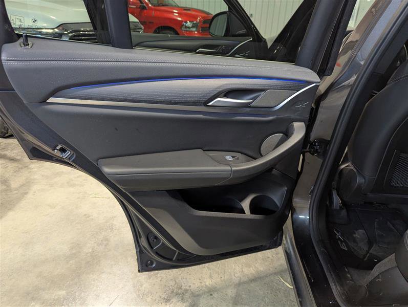 Used 2023 BMW X3 xDrive30i AWD/4WD image 16