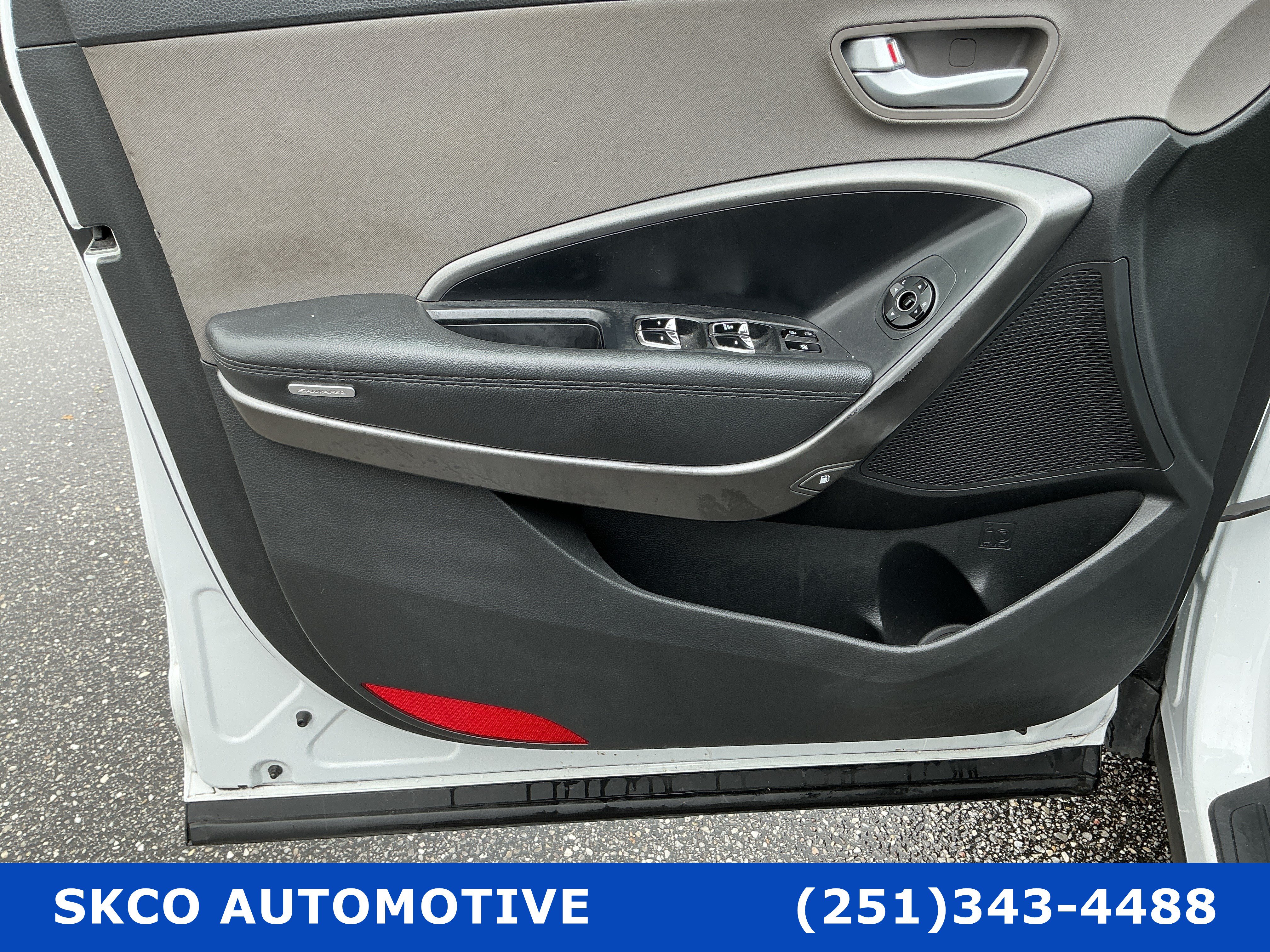 Used 2018 Hyundai Santa Fe Sport FWD image 12