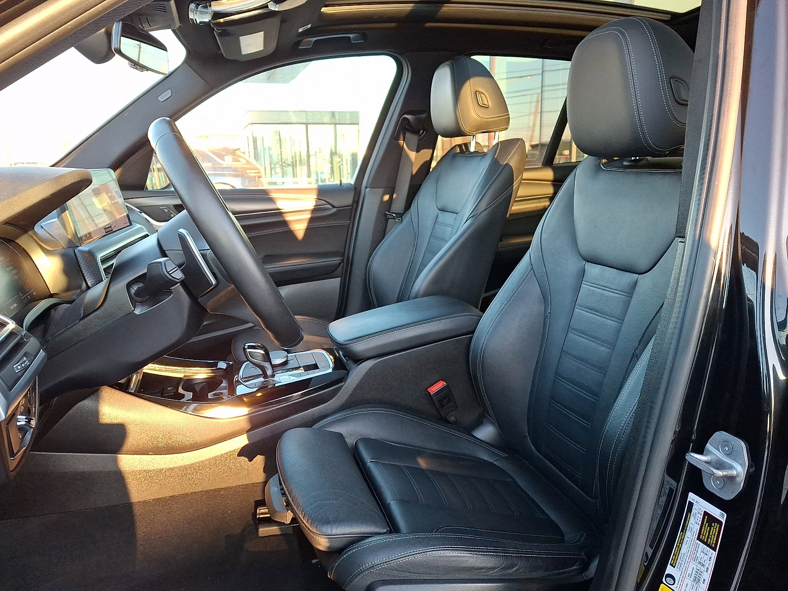 Used 2022 BMW X3 xDrive30i w/ M Sport Package 2 image 12