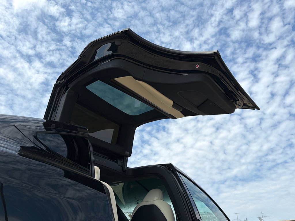 Used 2023 Tesla Model X AWD/4WD image 20