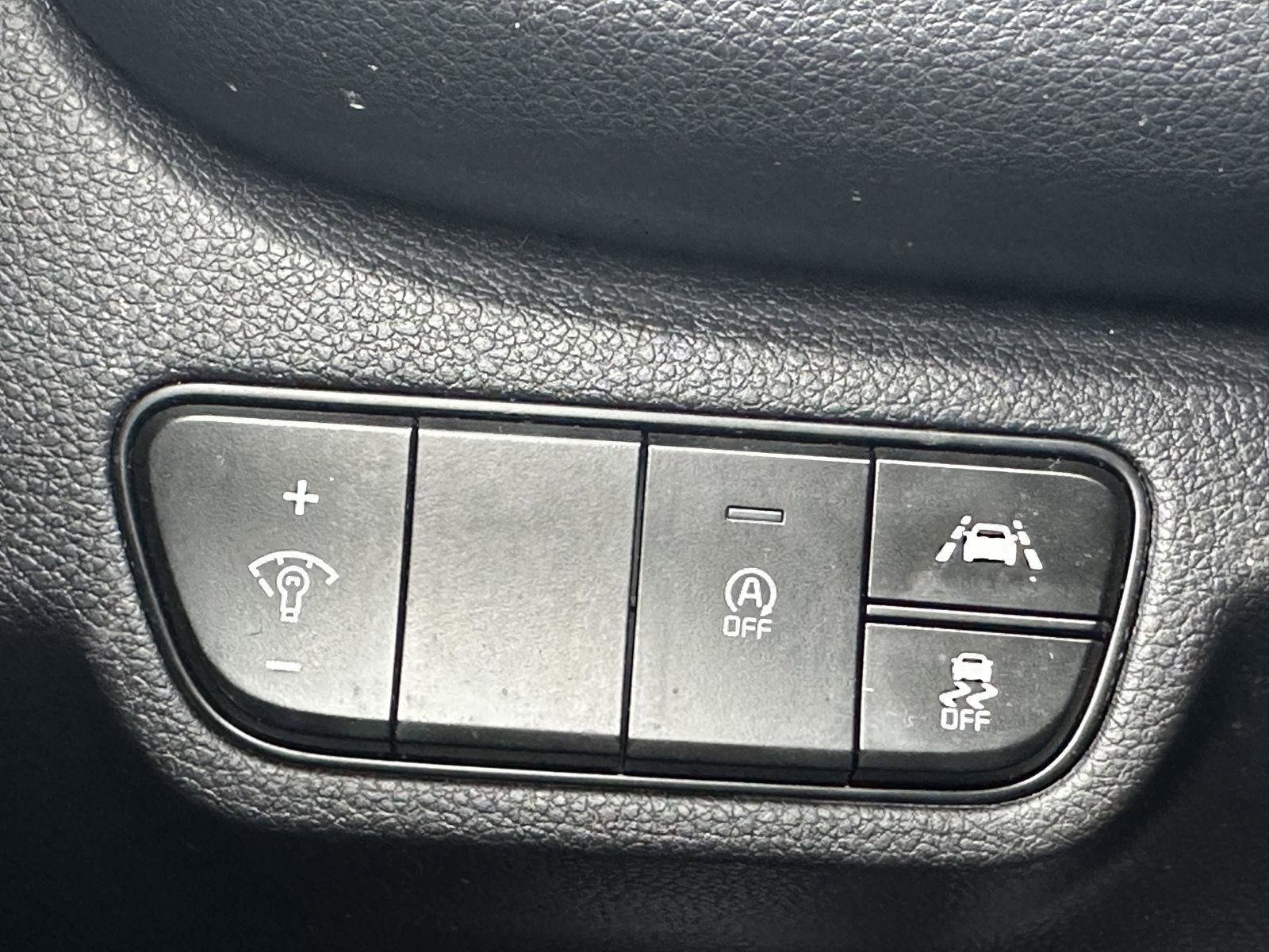 Used 2021 Kia Seltos SX w/ SX Sunroof Package AWD/4WD image 23