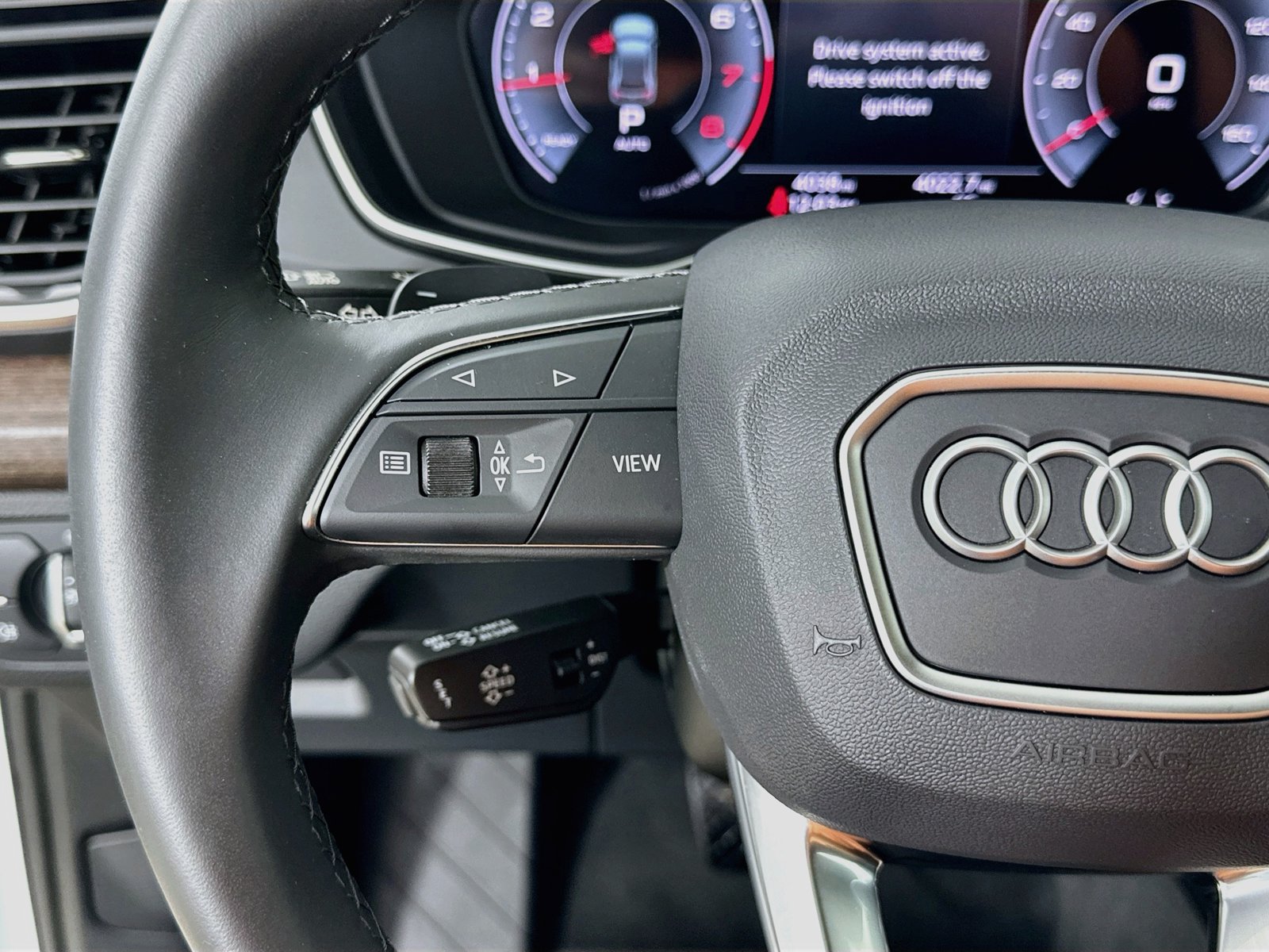 Used 2025 Audi Q5 2.0T Premium Plus w/ Premium Plus Package AWD/4WD image 17