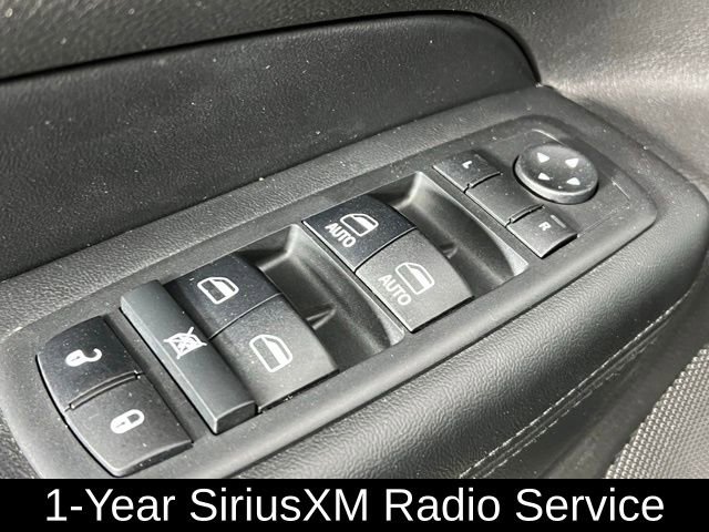 Used 2017 Jeep Grand Cherokee Altitude image 14