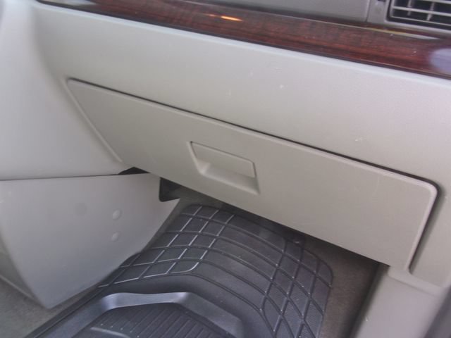Used 2006 Ford Freestar Limited FWD image 30