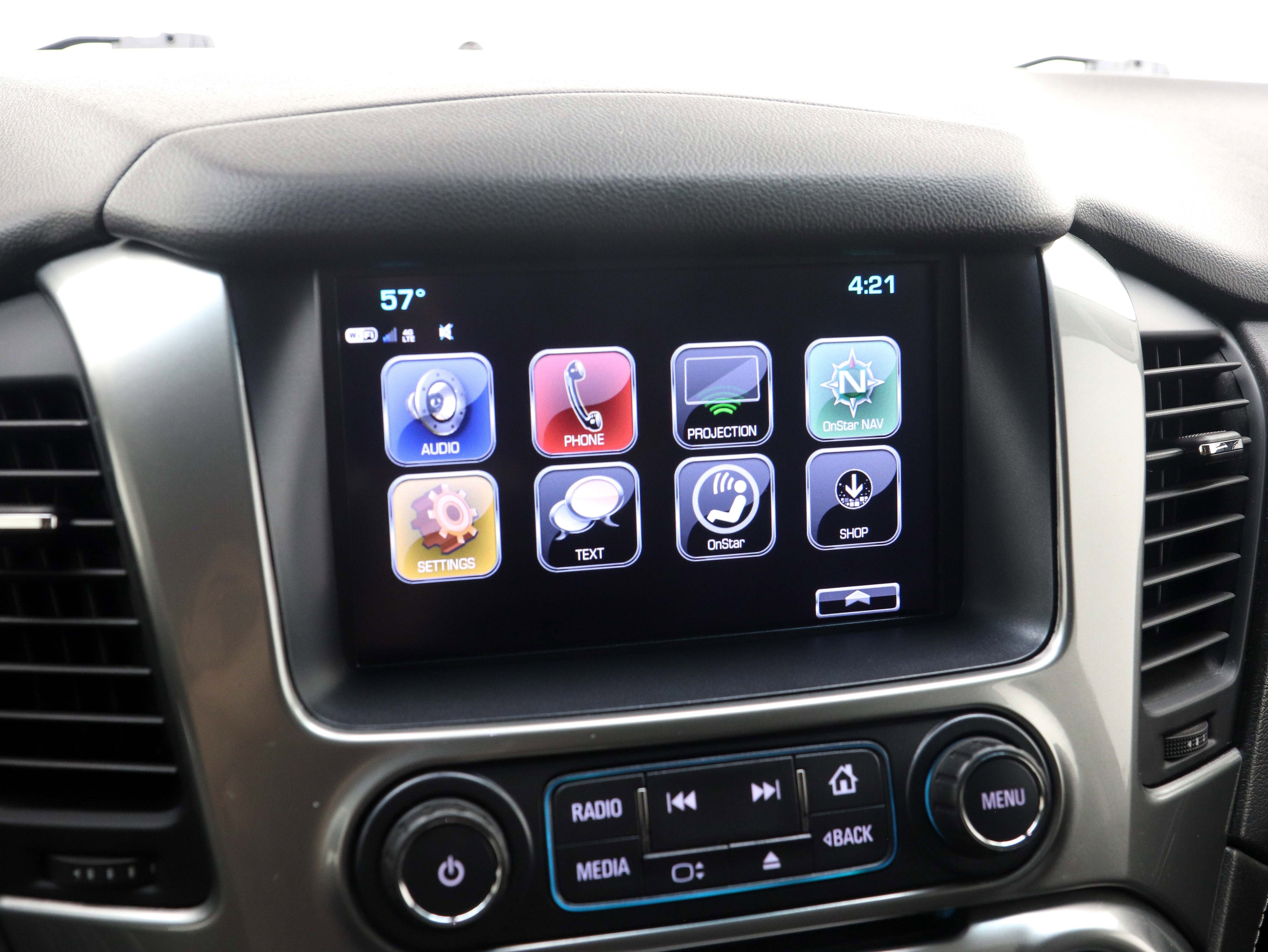 Used 2018 Chevrolet Suburban LS w/ Skid Plate Package image 27