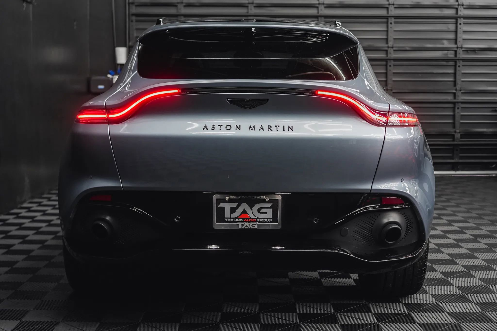 Used 2021 Aston Martin DBX AWD/4WD image 27