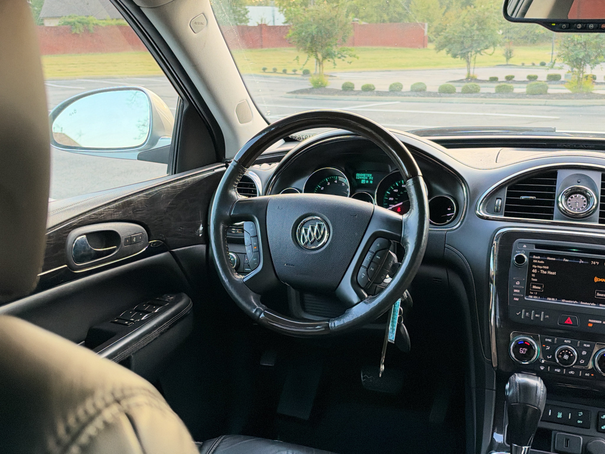 Used 2015 Buick Enclave Leather FWD image 21