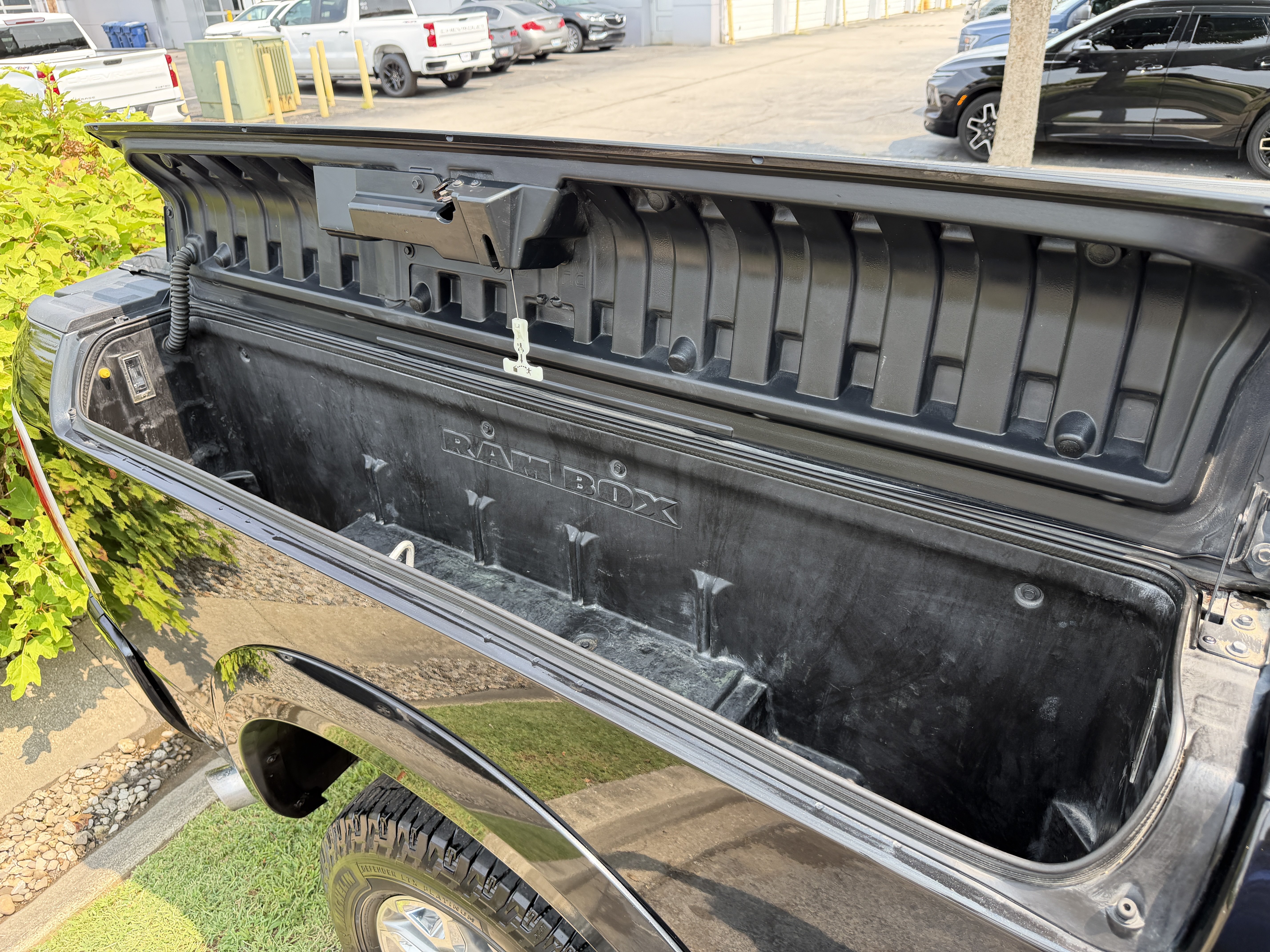 Used 2017 RAM 2500 Limited AWD/4WD image 33