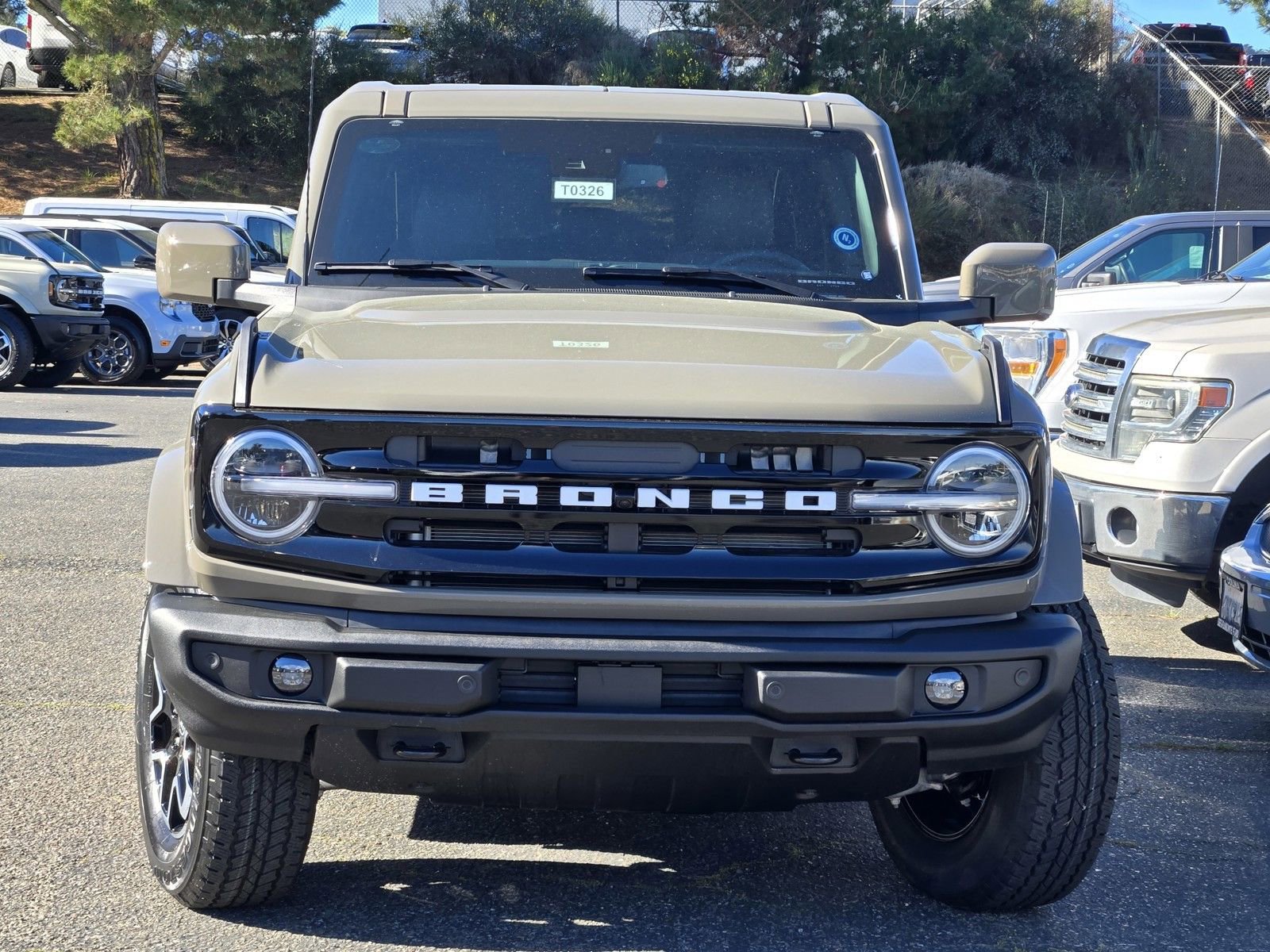 New 2026 Ford Bronco Outer Banks image 3