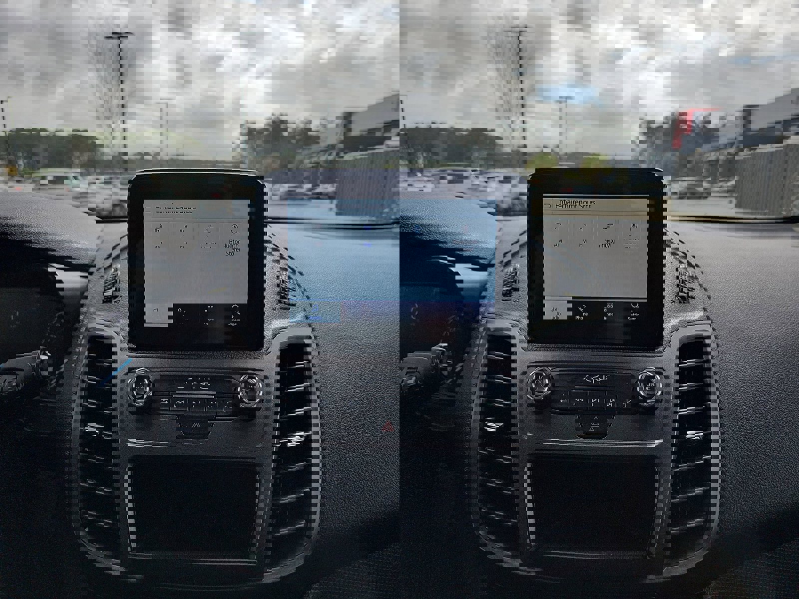 Used 2021 Ford Transit Connect XLT image 22