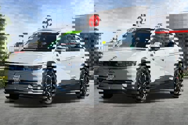 Used 2024 Hyundai Ioniq 5 SE RWD image 9