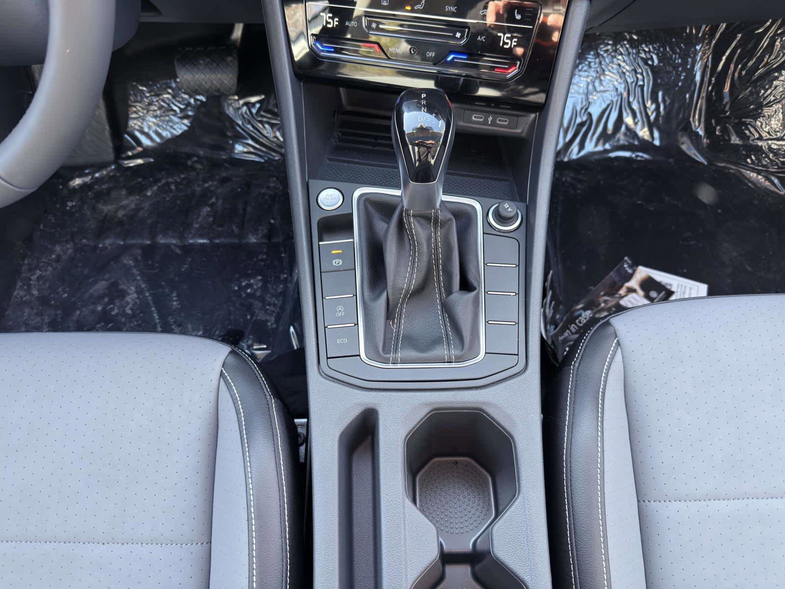 New 2025 Volkswagen Jetta SE image 15