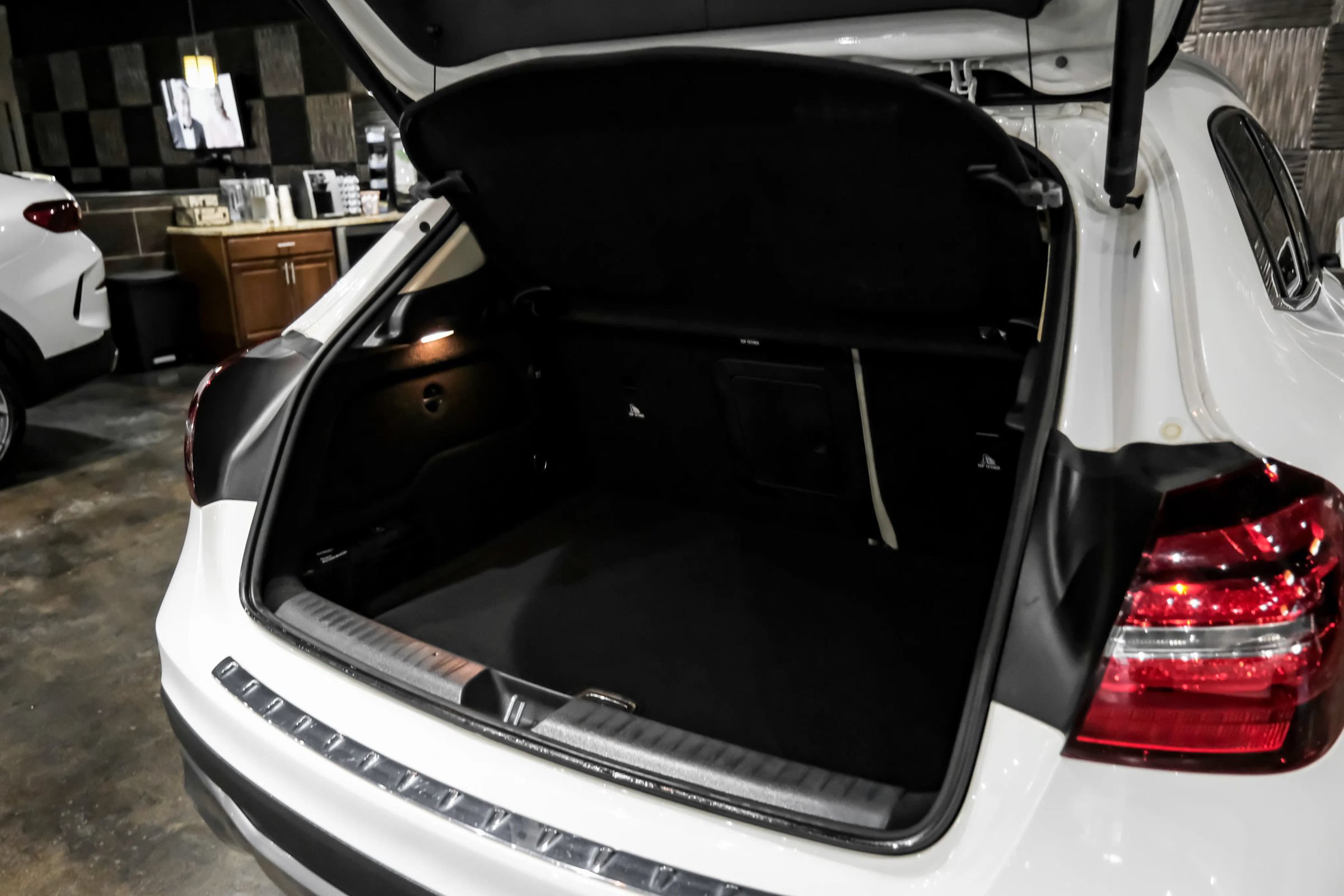 Used 2019 Mercedes-Benz GLA 250 image 48