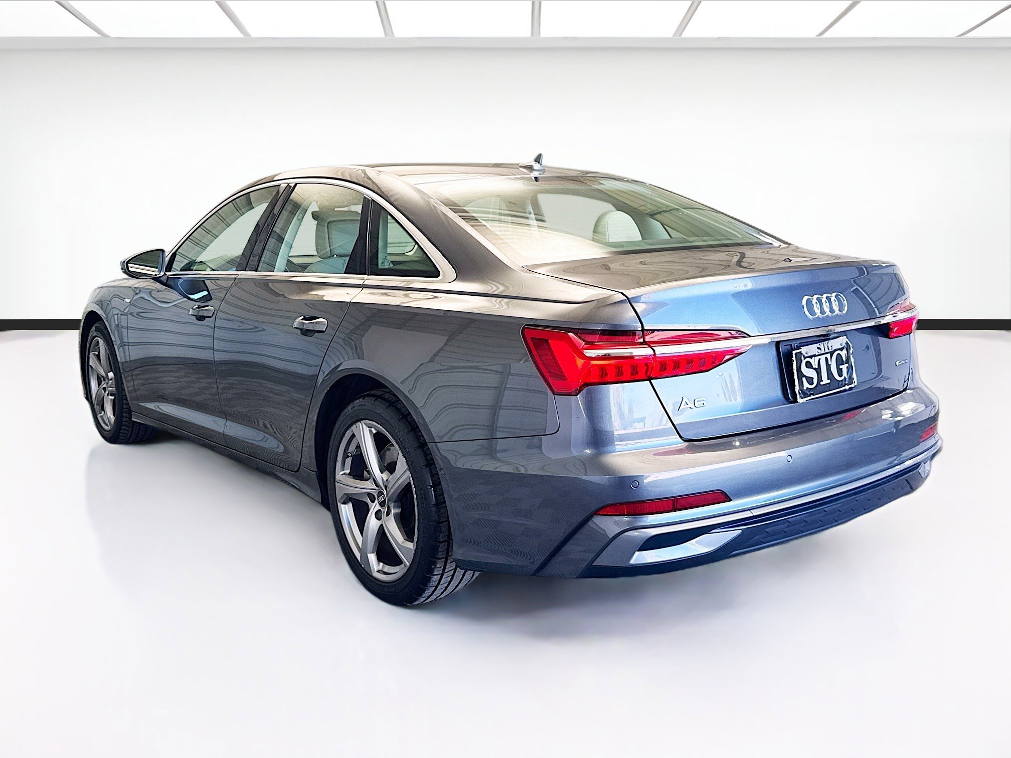 Used 2024 Audi A6 Premium Plus image 6