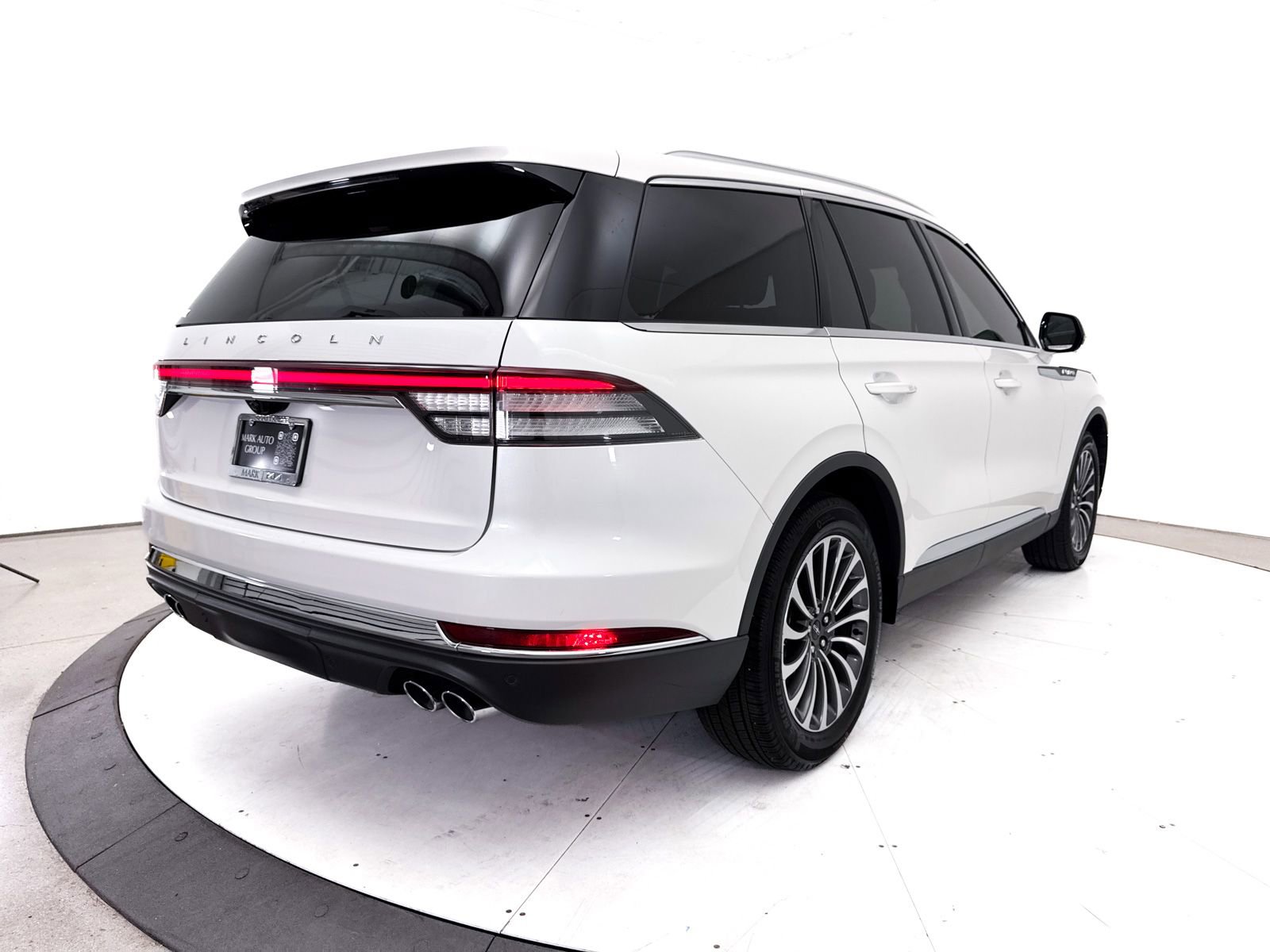 Used 2020 Lincoln Aviator Reserve w/ Elements Package Plus AWD/4WD image 20
