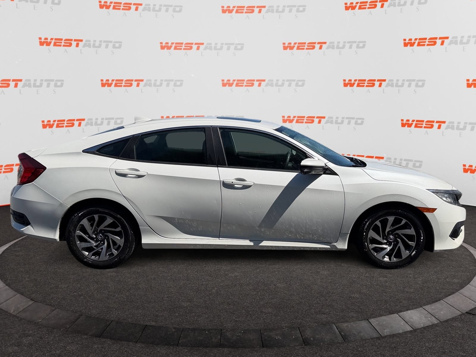 Used 2017 Honda Civic EX image 6