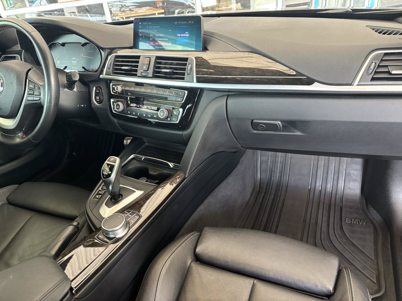 Used 2020 BMW 430i Coupe w/ Executive Package RWD image 29