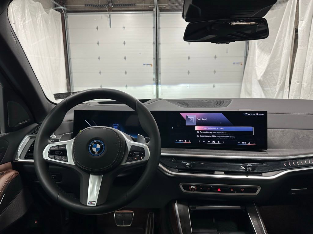 Used 2026 BMW X5 xDrive50e AWD/4WD image 16