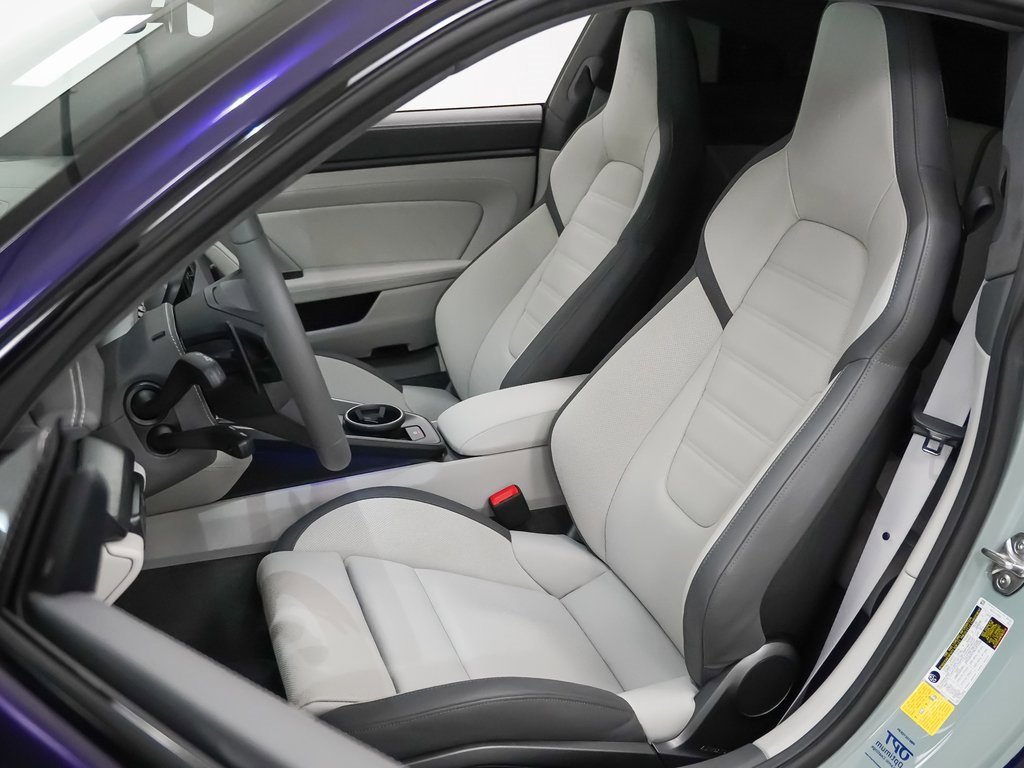 Used 2026 Porsche 911 Carrera GTS image 5