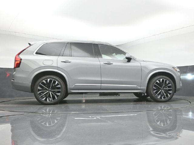New 2026 Volvo XC90 B6 Plus w/ Protection Package Premier AWD/4WD image 46