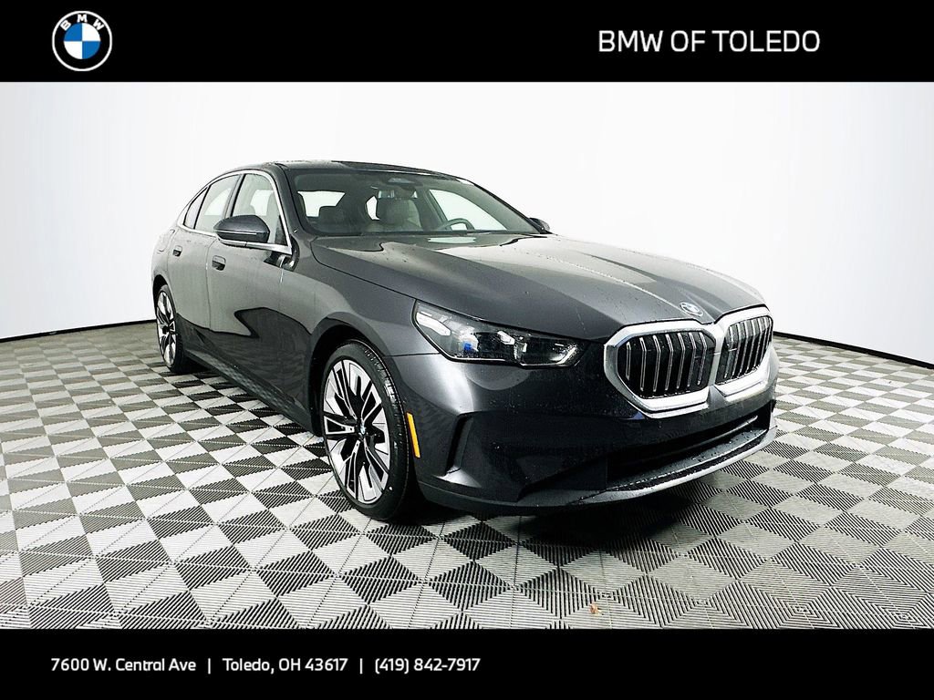 New 2026 BMW 530i xDrive w/ Premium Package 360° Tour