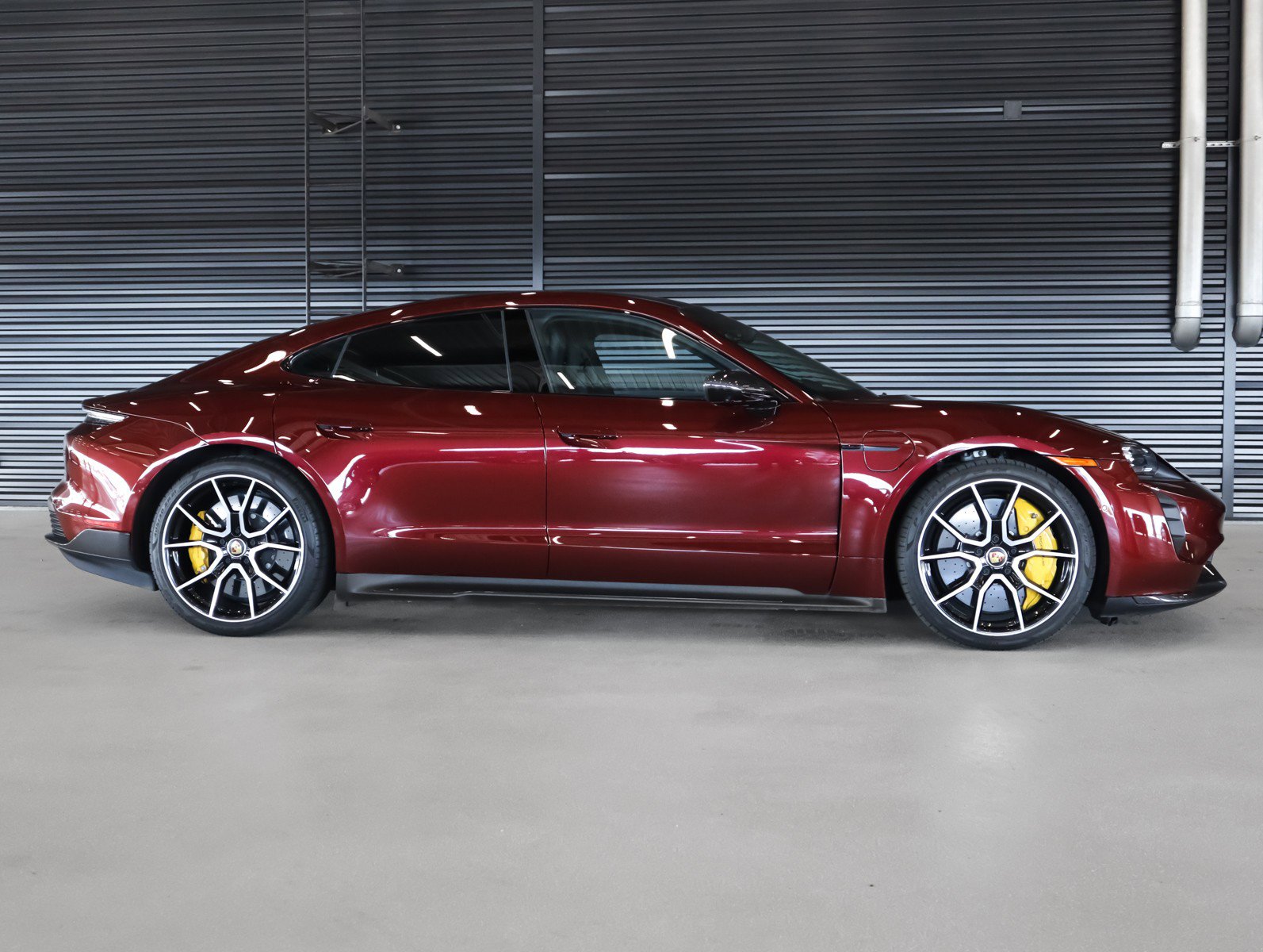 Certified 2022 Porsche Taycan Turbo S image 11