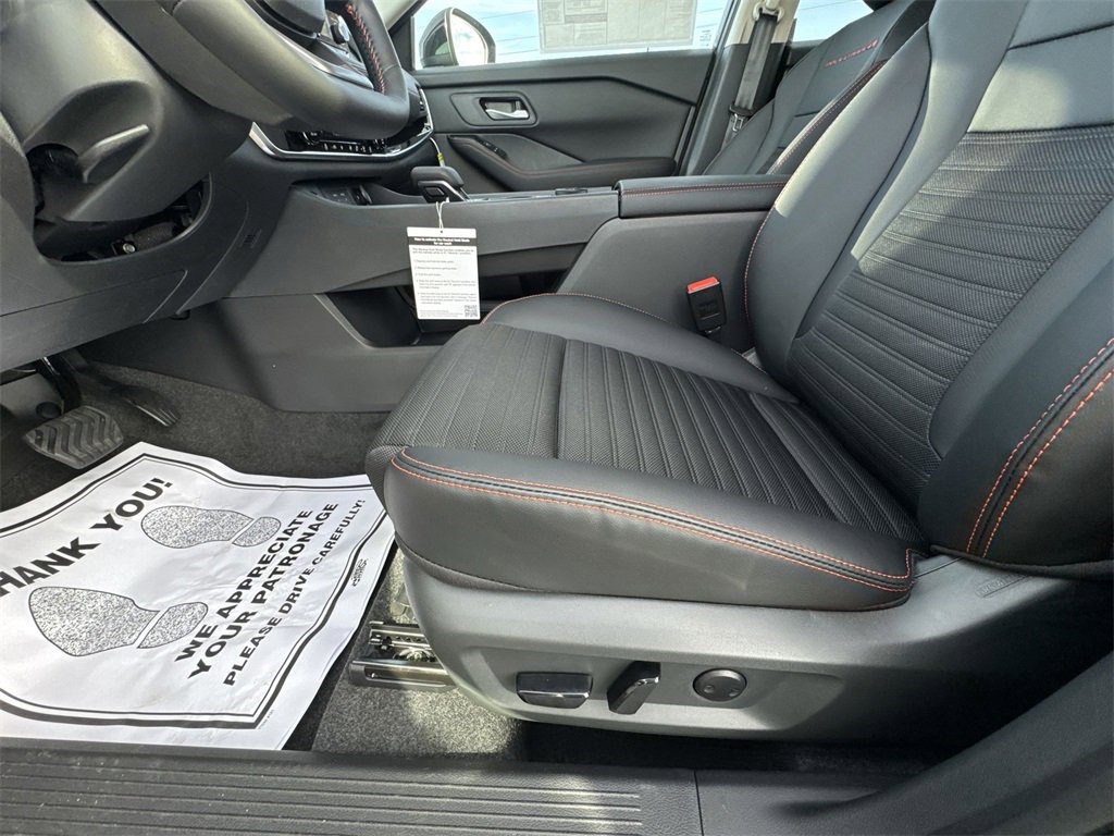 New 2026 Nissan Rogue SV image 12