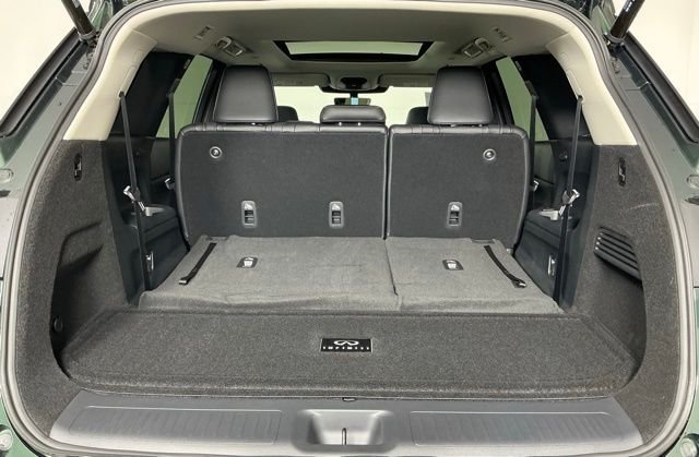 Certified 2027 INFINITI QX60 Luxe w/ Cargo Package FWD image 26
