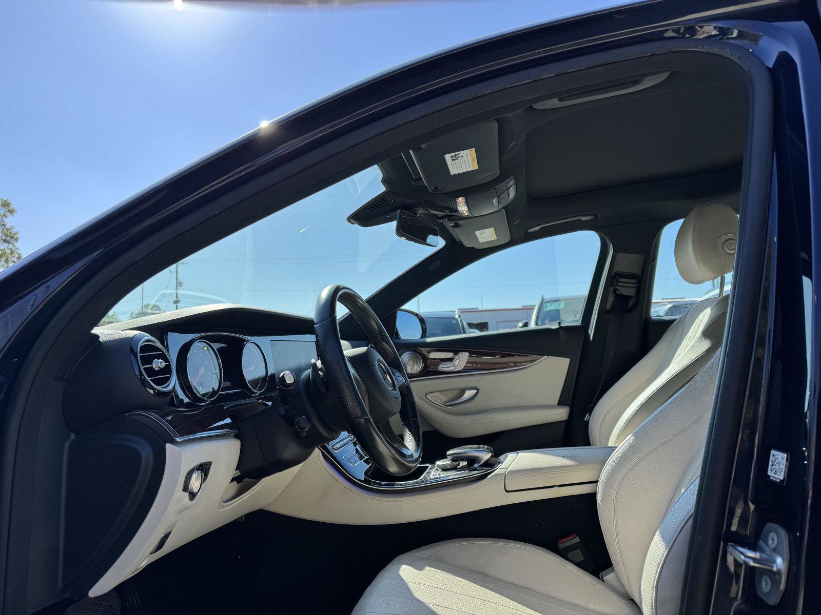 Used 2017 Mercedes-Benz E 300 image 5