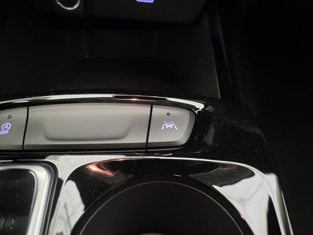 New 2026 Chevrolet Trax LT w/ Driver Confidence Package image 5