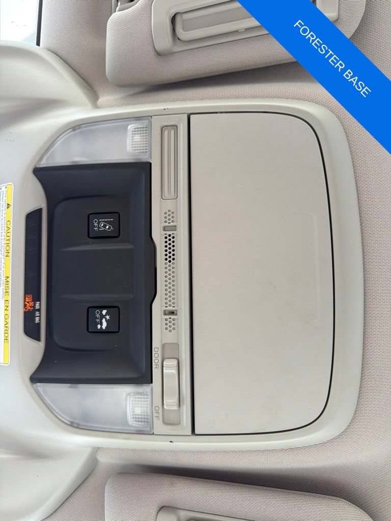 Used 2021 Subaru Forester AWD/4WD image 22