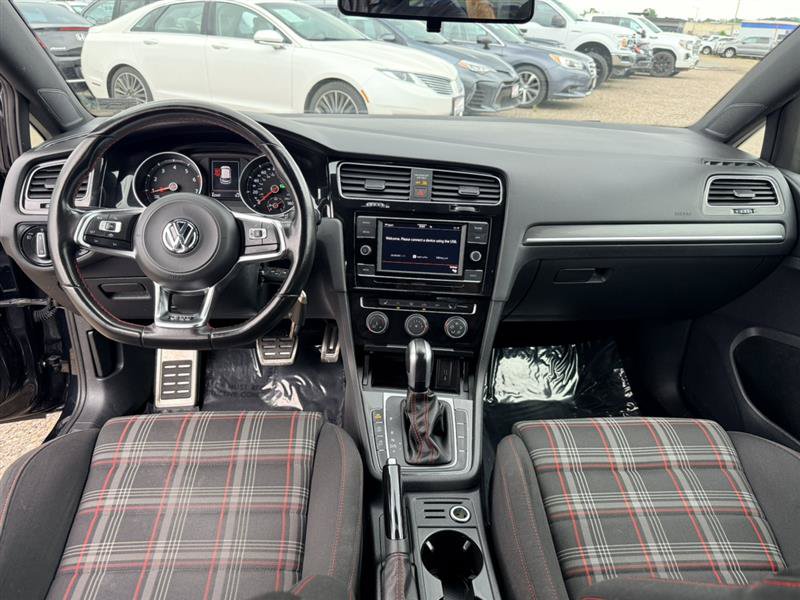 Used 2020 Volkswagen Golf 4-Door FWD image 20