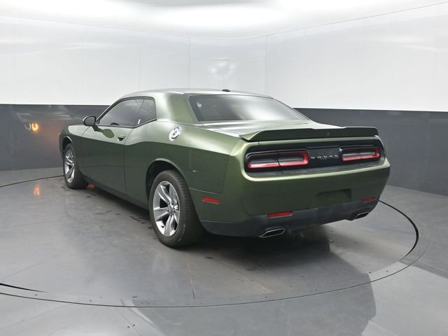Used 2020 Dodge Challenger SXT image 3
