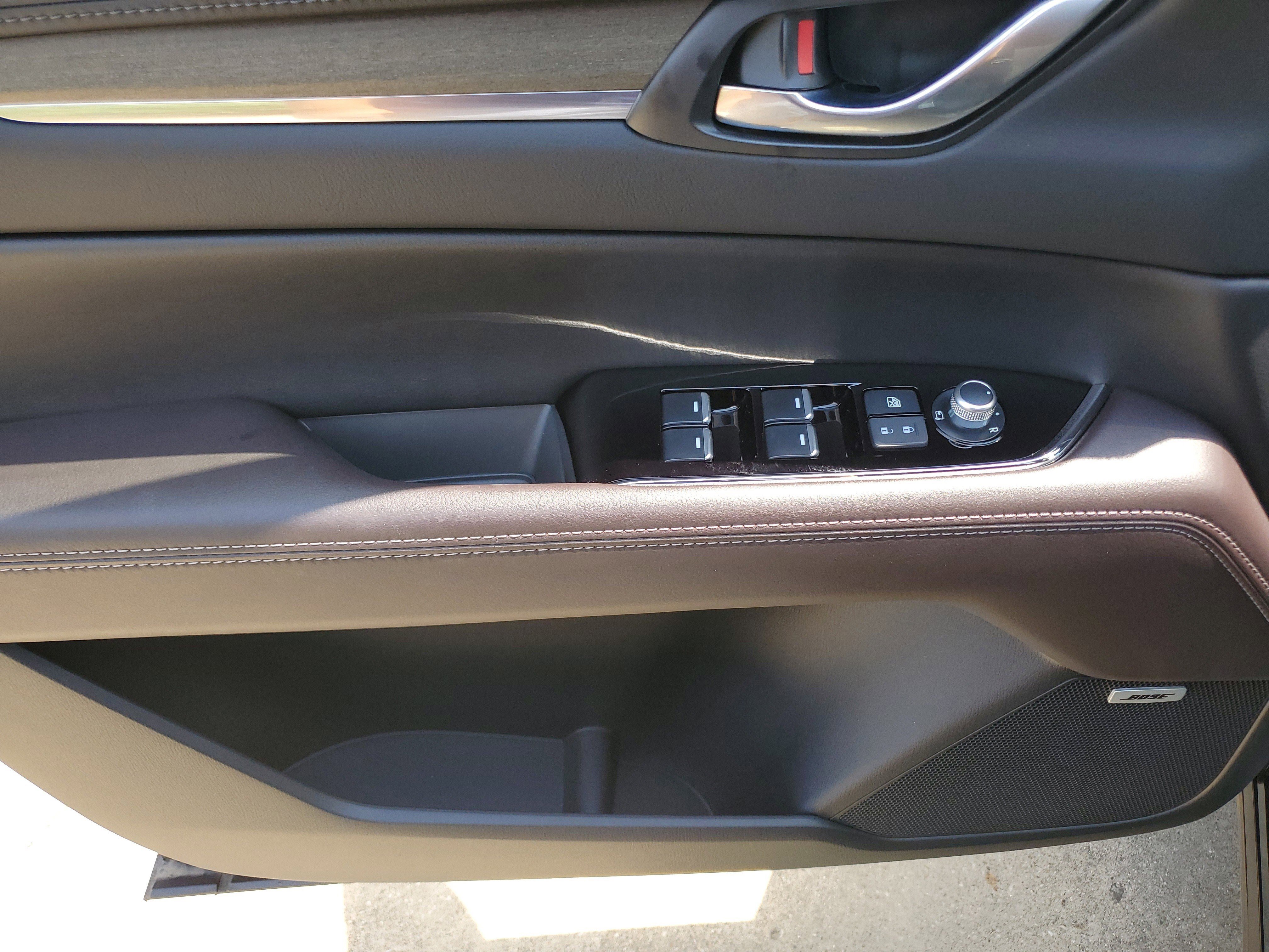 New 2025 MAZDA CX-5 Signature image 19