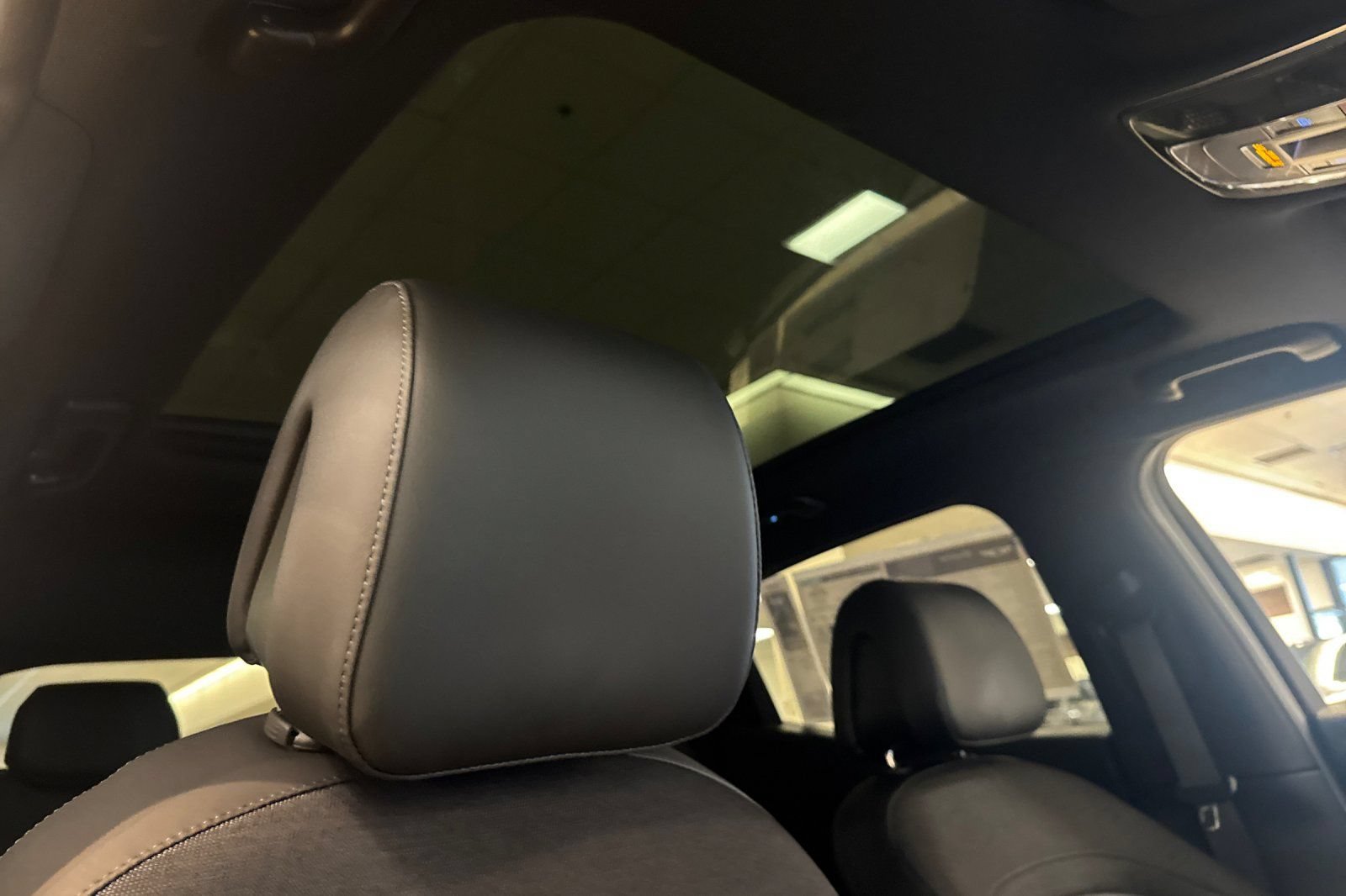 New 2026 Genesis GV60 RWD image 17