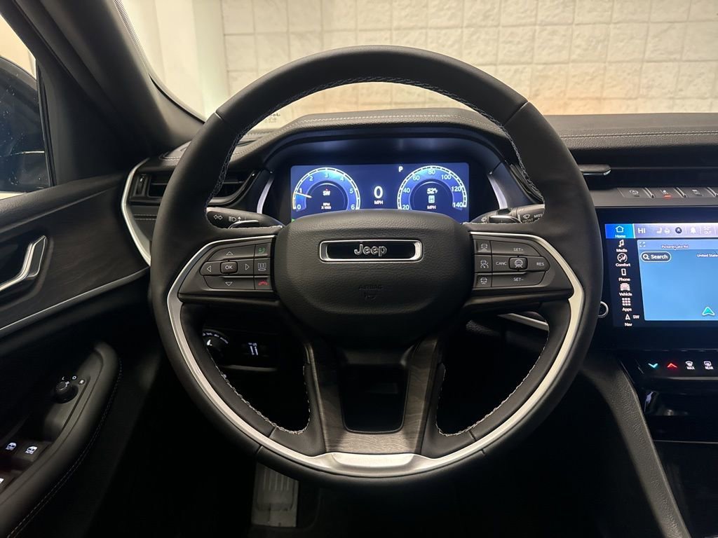 New 2026 Jeep Grand Cherokee Altitude AWD/4WD image 24