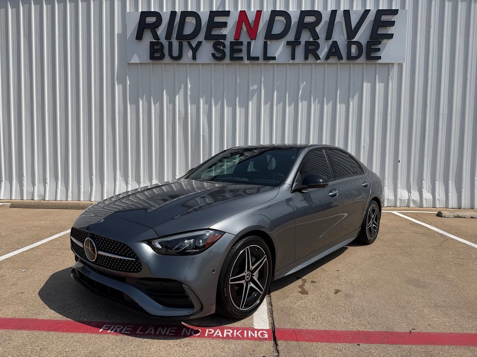 Used 2023 Mercedes-Benz C 300 Sedan image 1