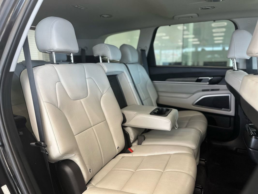 Used 2022 Kia Telluride EX image 26