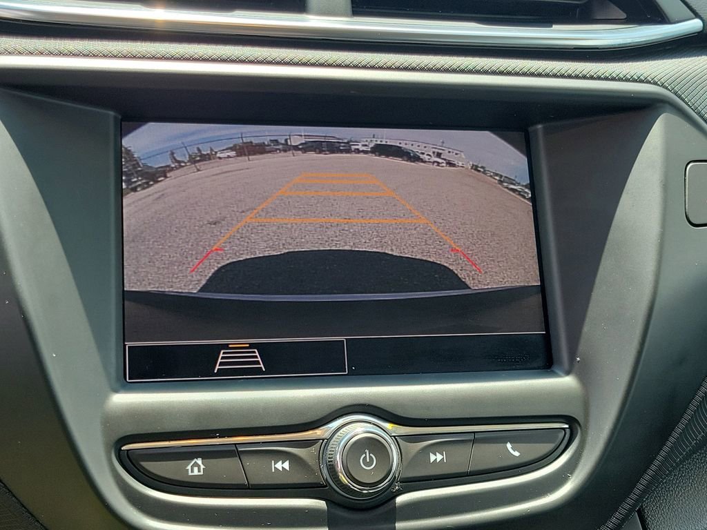 Used 2023 Chevrolet TrailBlazer LT FWD image 24