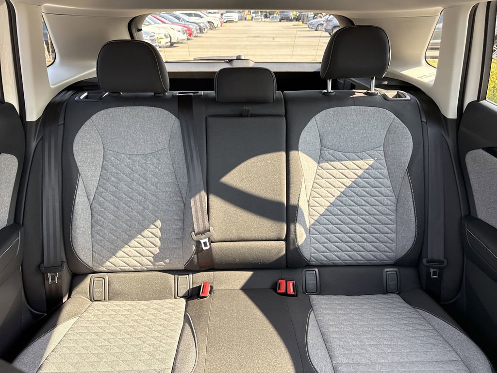 New 2025 Volkswagen Tiguan S image 29