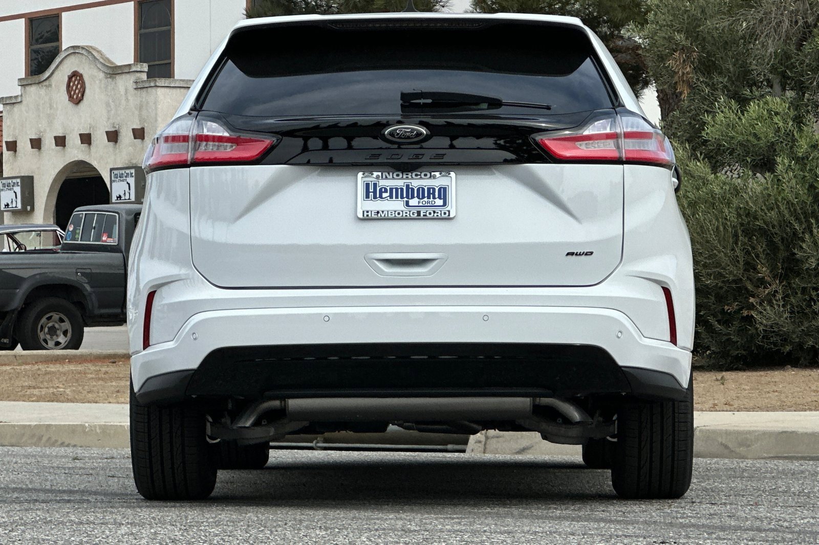 New 2024 Ford Edge SE w/ Black Appearance Package image 6